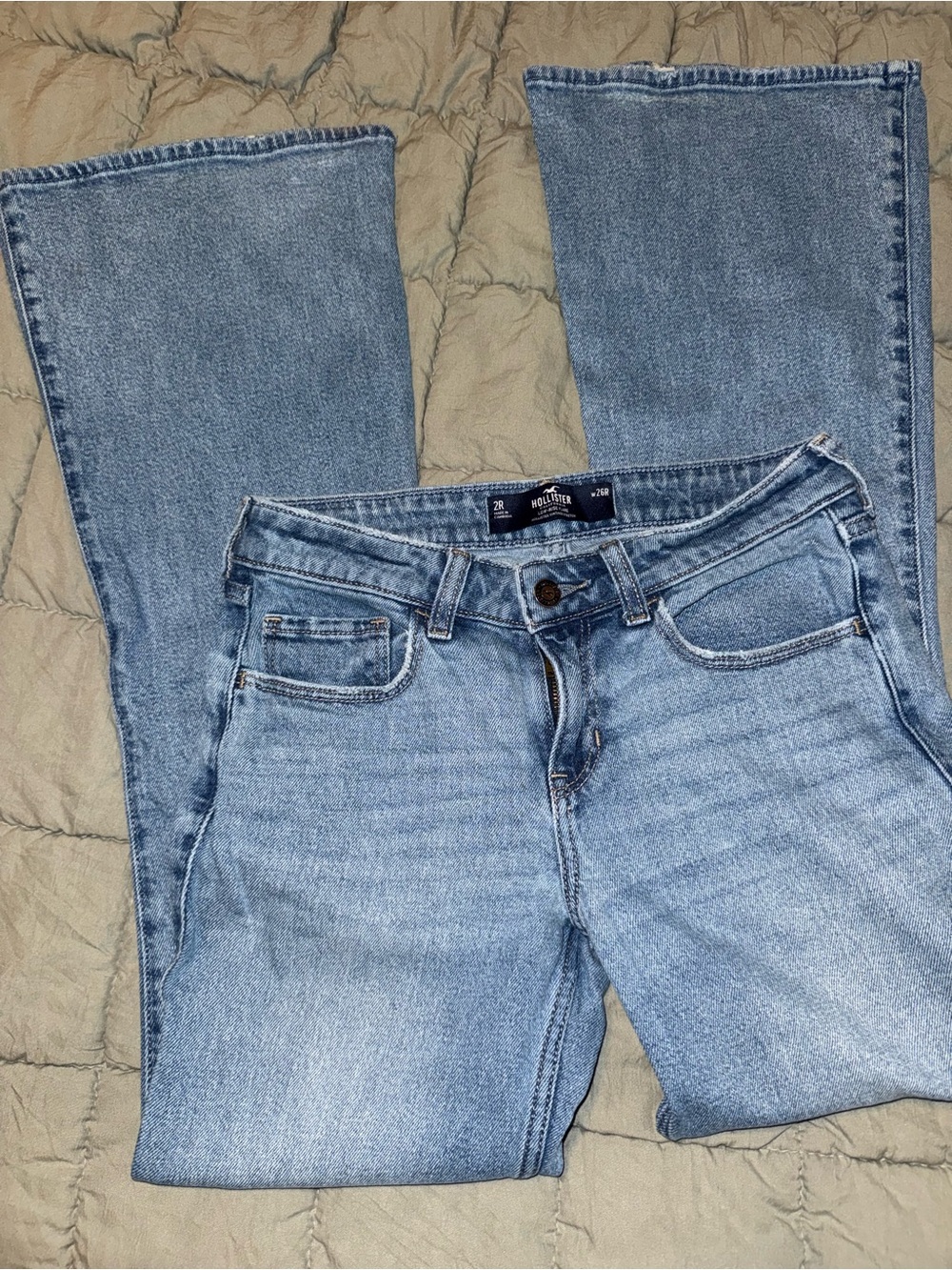 Hollister Low Rise Flair Jeans size 26R